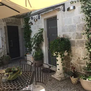 Gasthof Laura, Split